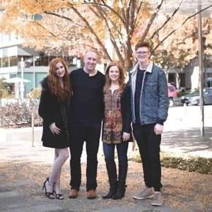 Meet your Posher, Kerry